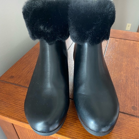 DKNY booties. - Picture 3 of 4